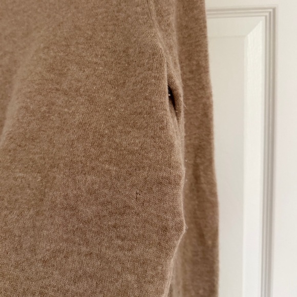 Quince Mongolian Cashmere Crewneck Sweater Oatmeal Small FLAWS - Picture 6 of 12